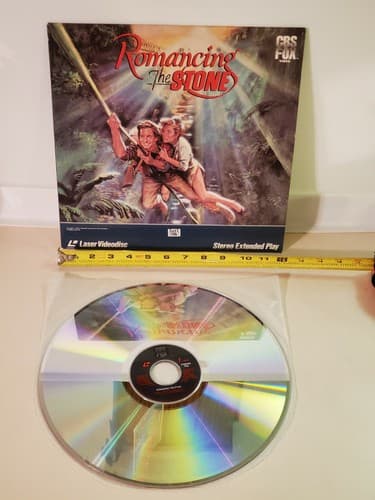 Laserdisc Movie - Romancing The Stone - Michael Douglas. Used, excellent cond - Thumbnail 3