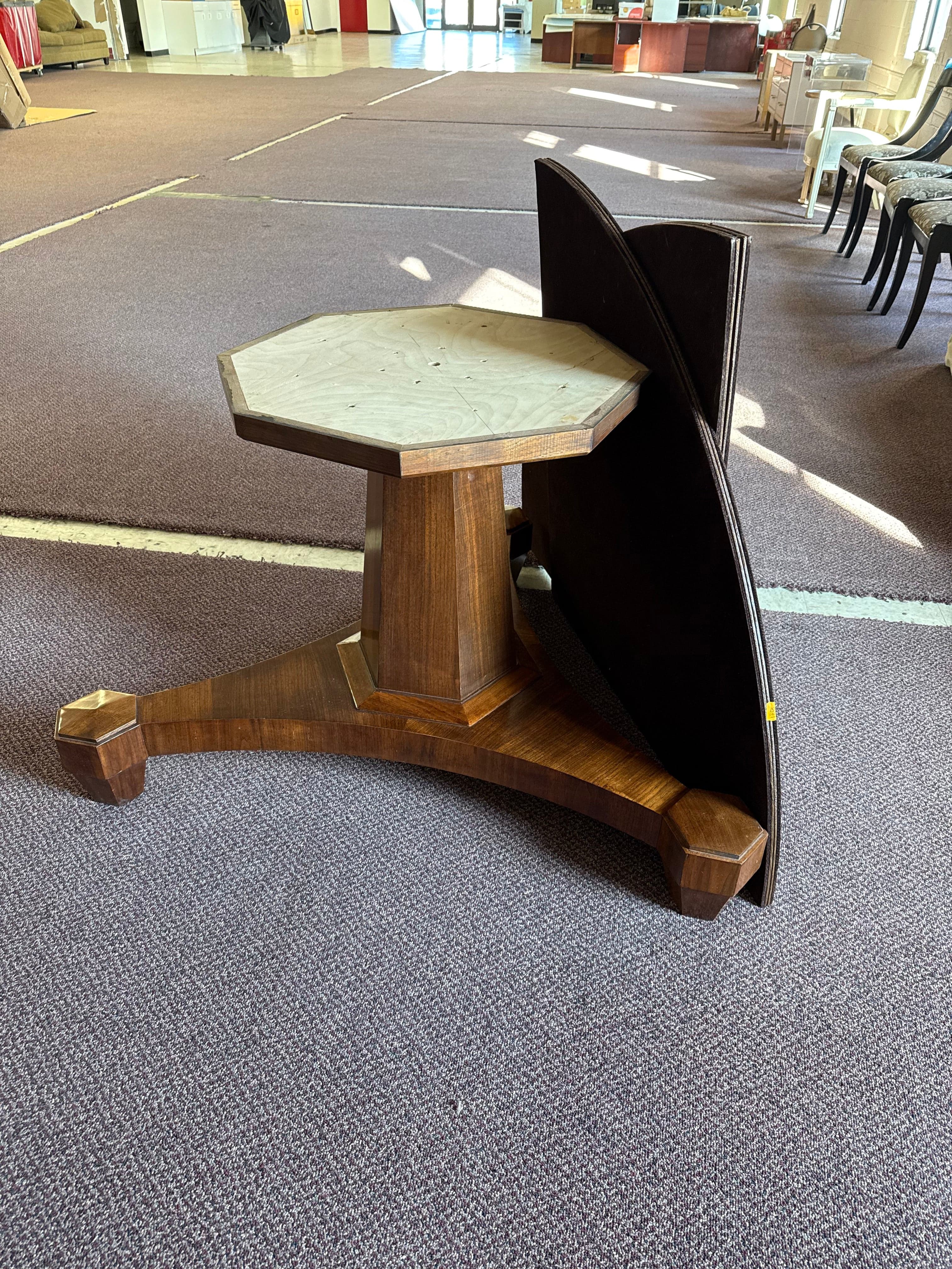 Keith Fritz Round Pedestal Table HR22 - Thumbnail 4