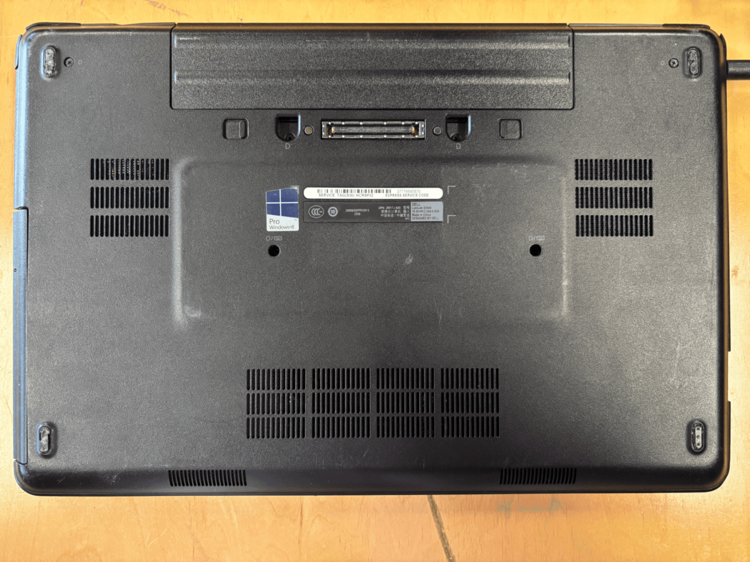 Dell Latitude  E5540 - Thumbnail 3