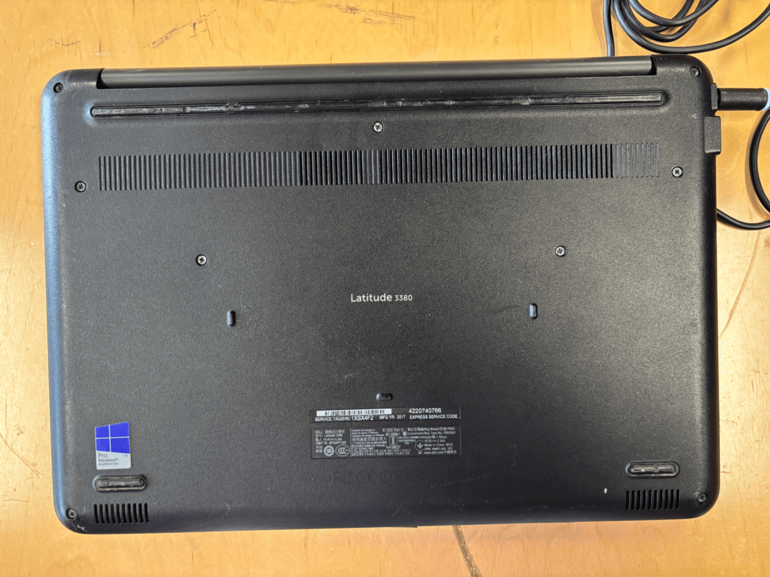 Dell Latitude 3380 - Thumbnail 4