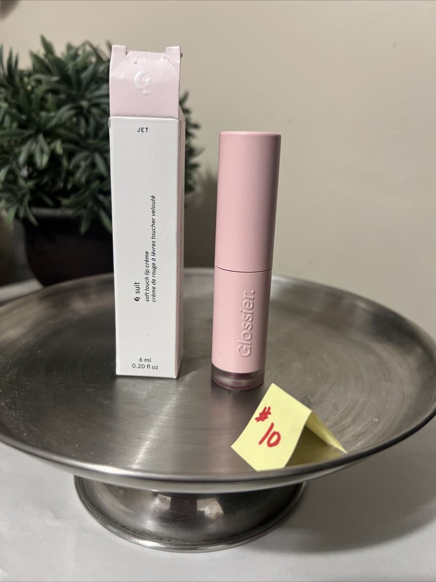 Glossier G Suit Soft Touch Matte Liquid Lip Crème Jet 0.2 Oz / 6 ML - Thumbnail 6