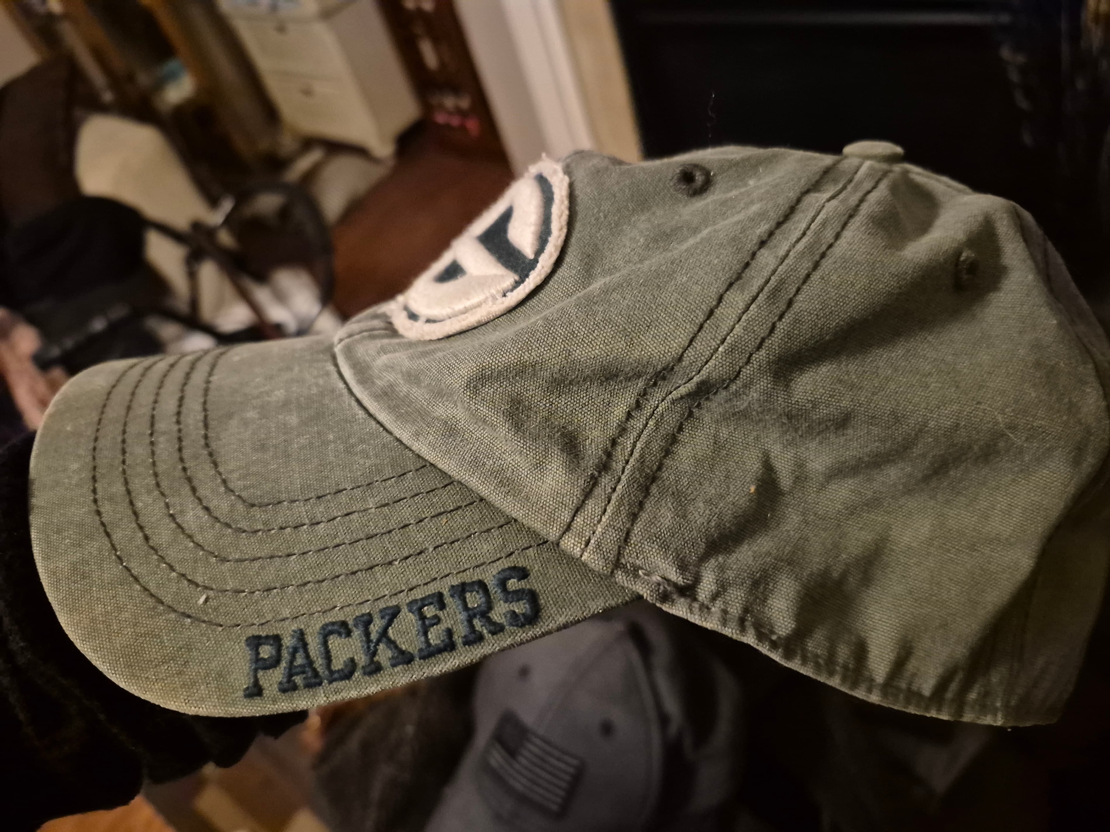 Green Bay Packers Vintage Cap with Distressed Logo - Thumbnail 5