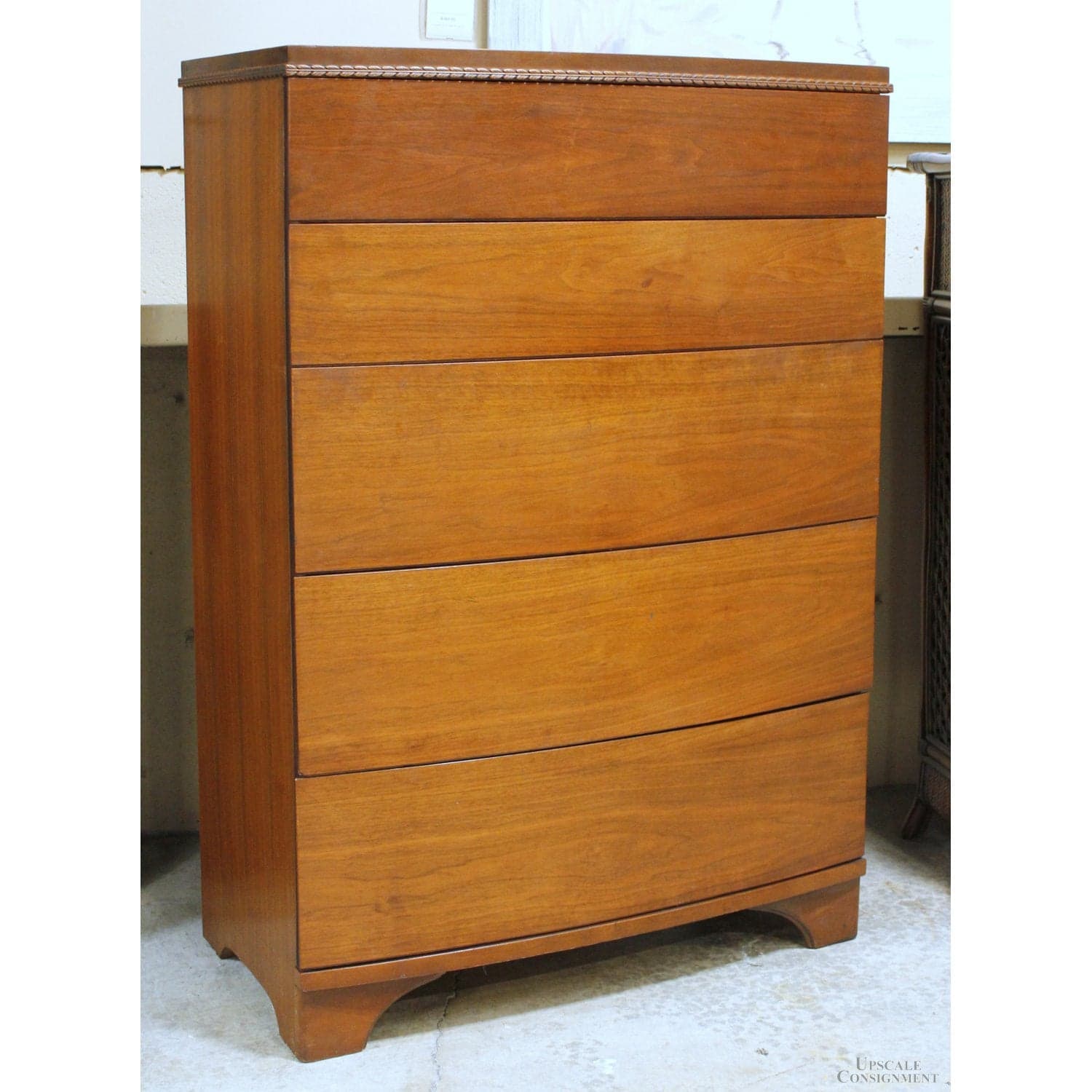 Kroehler Vintage 5 Drawer Mahogany Chest of Drawers - Thumbnail 3