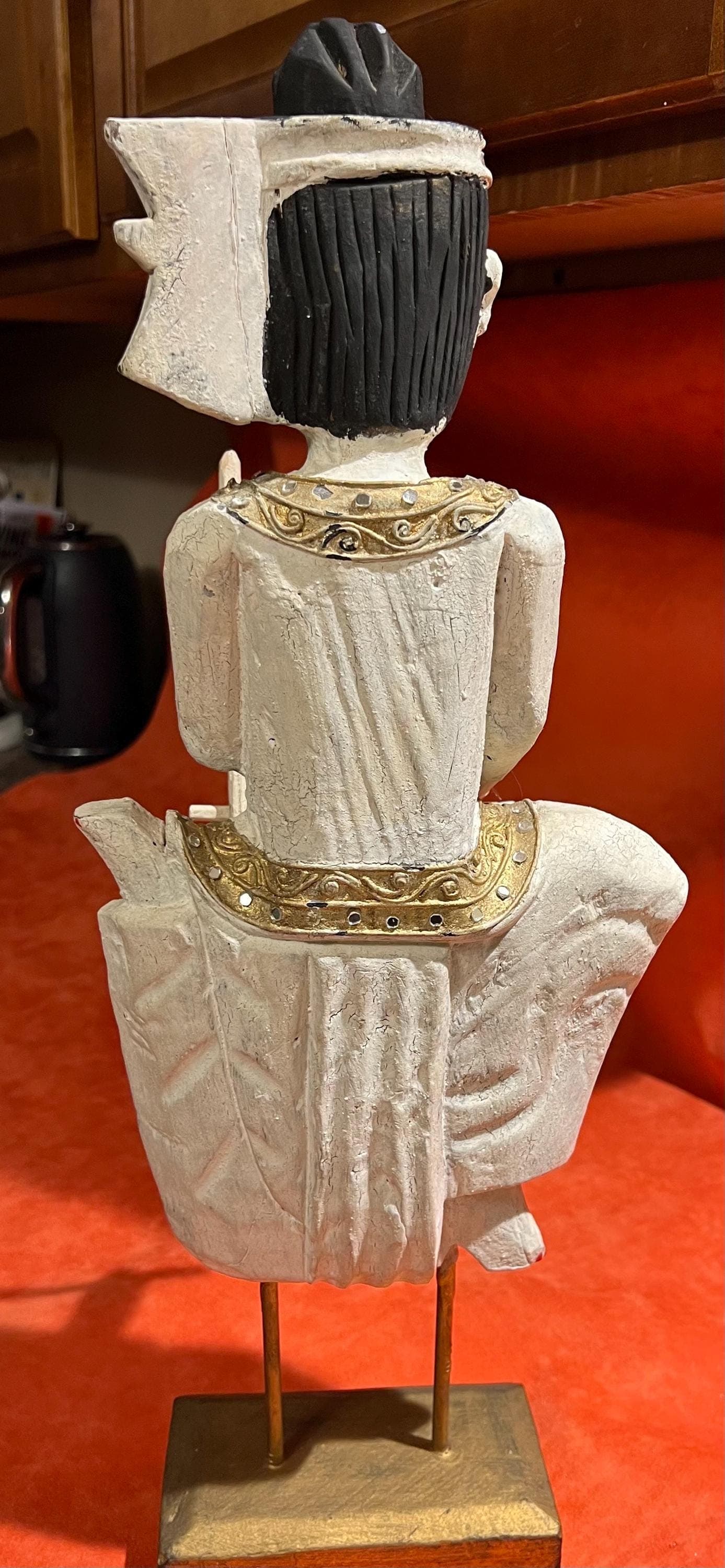 Hand carved Burmese Mandalay style musician - Thumbnail 5