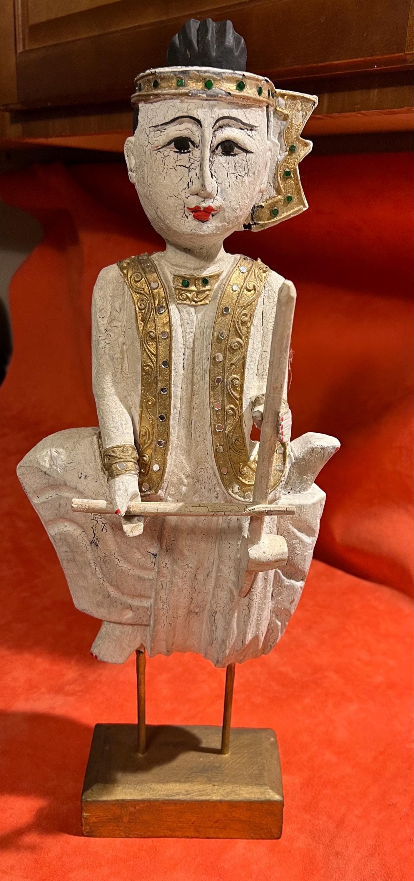 Hand carved Burmese Mandalay style musician - Thumbnail 6