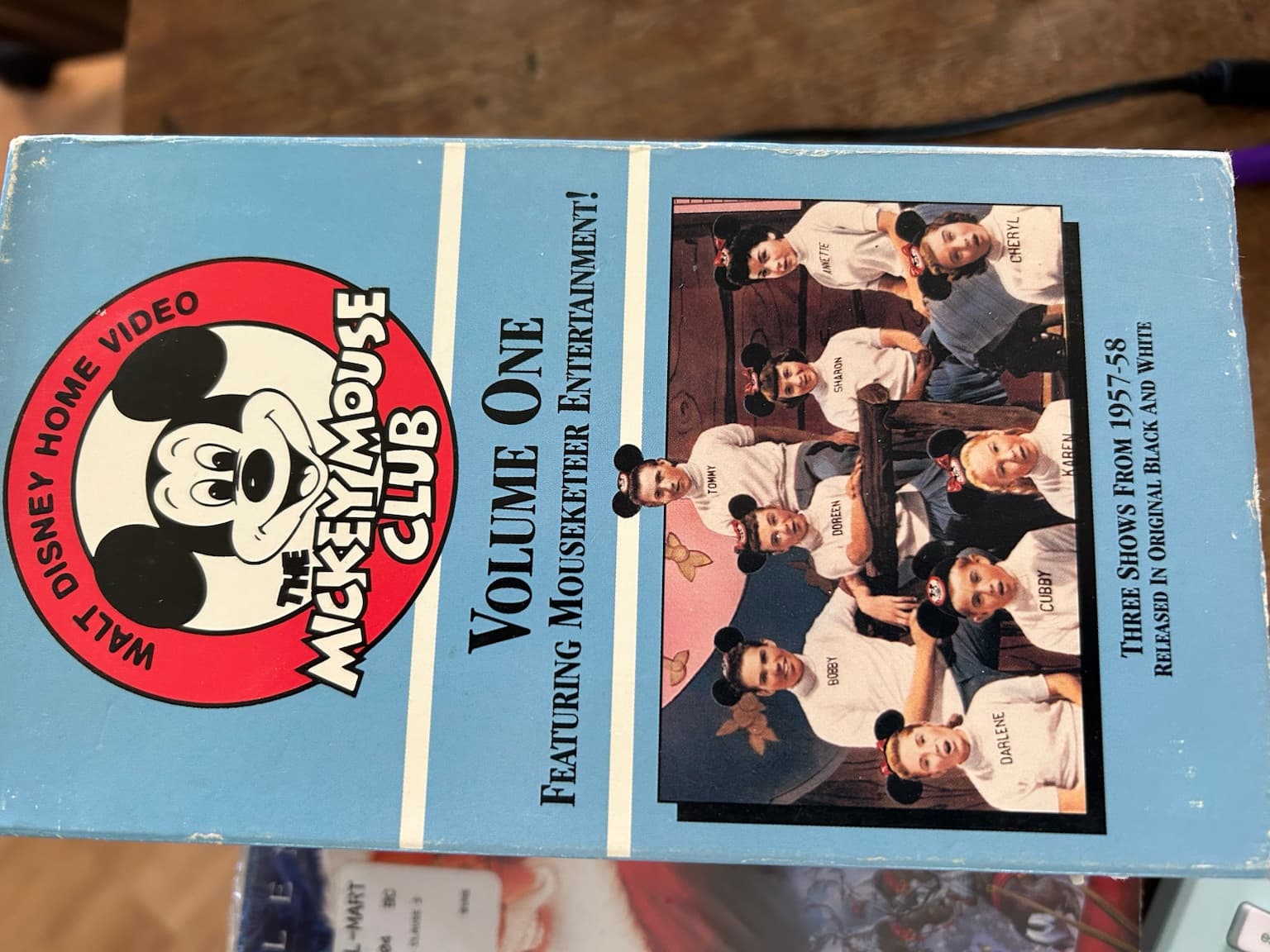 Holiday VHS lot includes 7 tapes: - Thumbnail 3