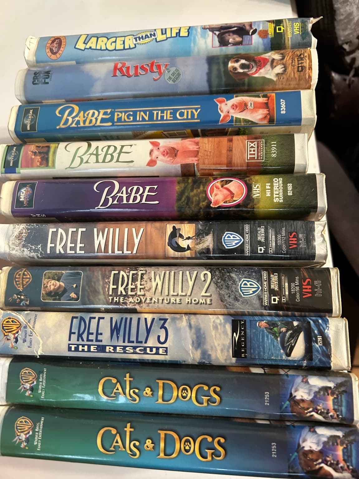 Family VHS Lot 10 Tapes Babe Free Willy Cats & Dogs Kids Movies - Thumbnail 10