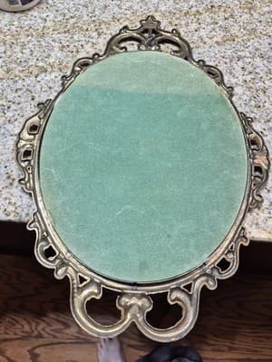 HiMARK Victorian "Pinky" and "Blue Boy" Photo Frame 17x13in Antique Brass - Thumbnail 4