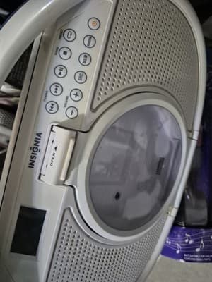 CD Player Boombox/iPad Dock Vintage Retro Portable Radio Boombox CD Player Radio - Thumbnail 4