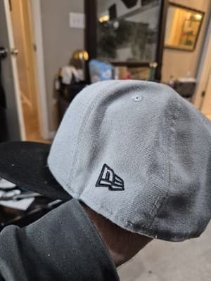 New York Yankees Fitted Cap Size 8 New Era - Thumbnail 3