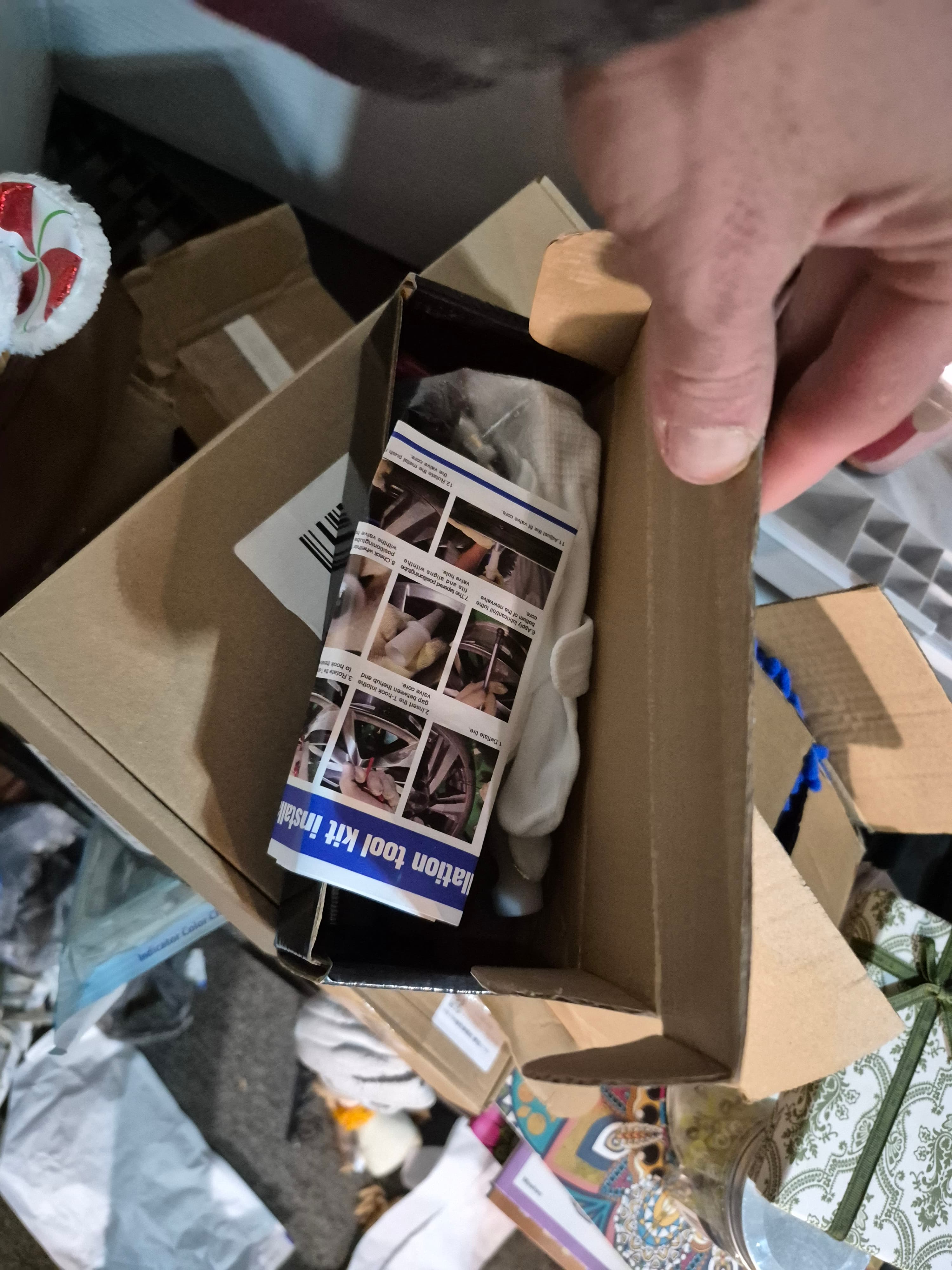 Tire Valve Replacement Tool - Easy Removal & Installation - Thumbnail 3