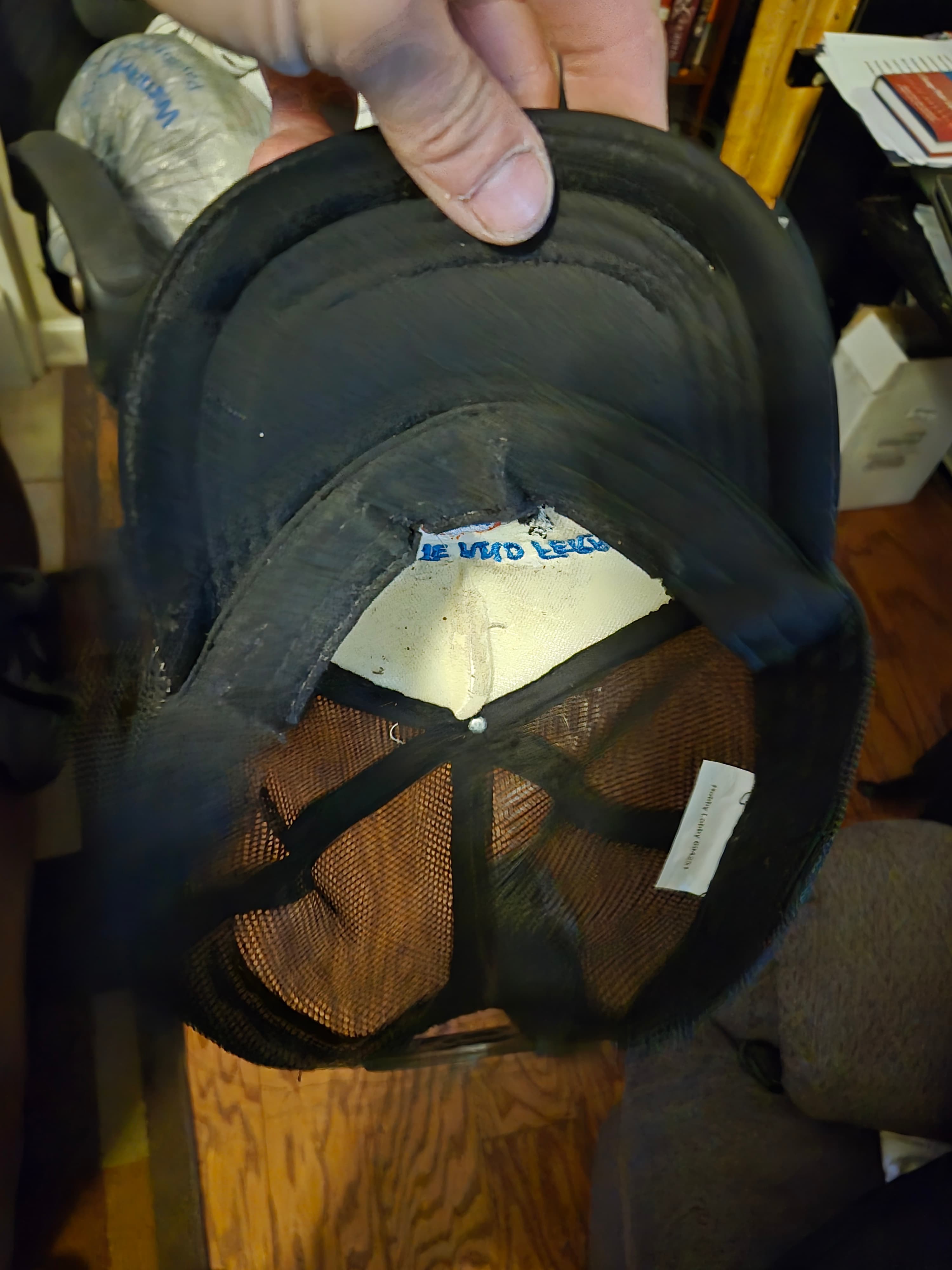 Vintage Red White and Feral Raccoon Cap - Thumbnail 5