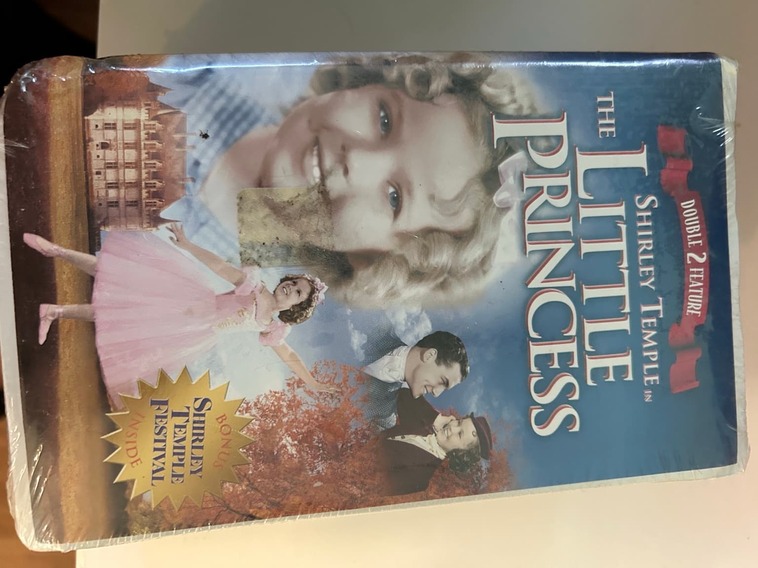 Disney & Family VHS Lot – Winnie the Pooh, Angels in the Outfield,+ Sealed Shirley Temple - Thumbnail 6