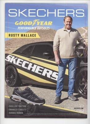 Motor Trend August 2022 Ford F-150 Lightning EV Truck Magazine - Thumbnail 2