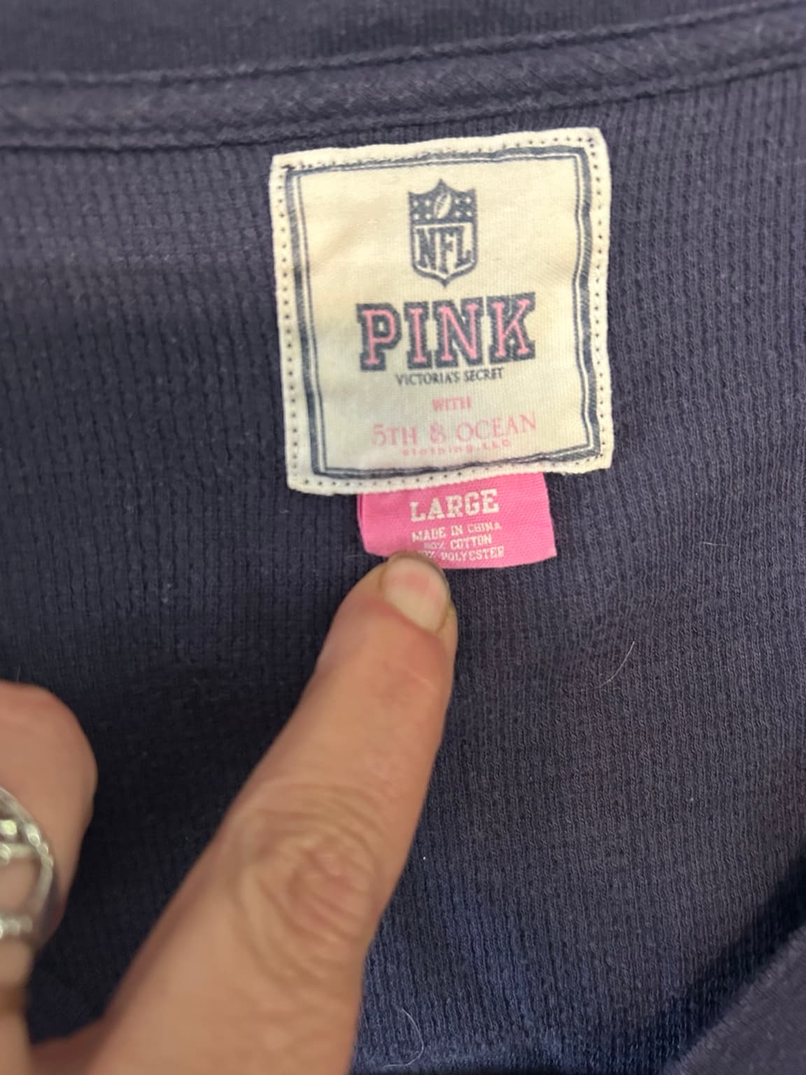 Chicago Bears Apparel Lot: T-Shirt, Jersey, & Tank Top - Size M - Thumbnail 8