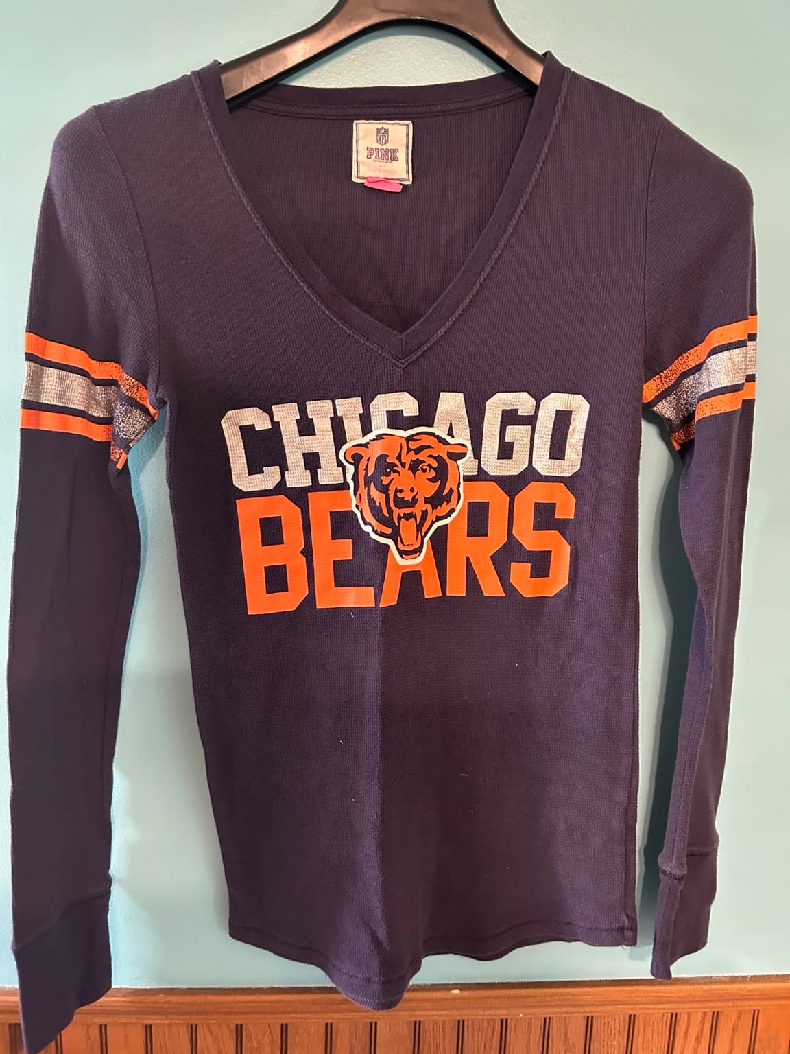 Chicago Bears Apparel Lot: T-Shirt, Jersey, & Tank Top - Size M - Thumbnail 7