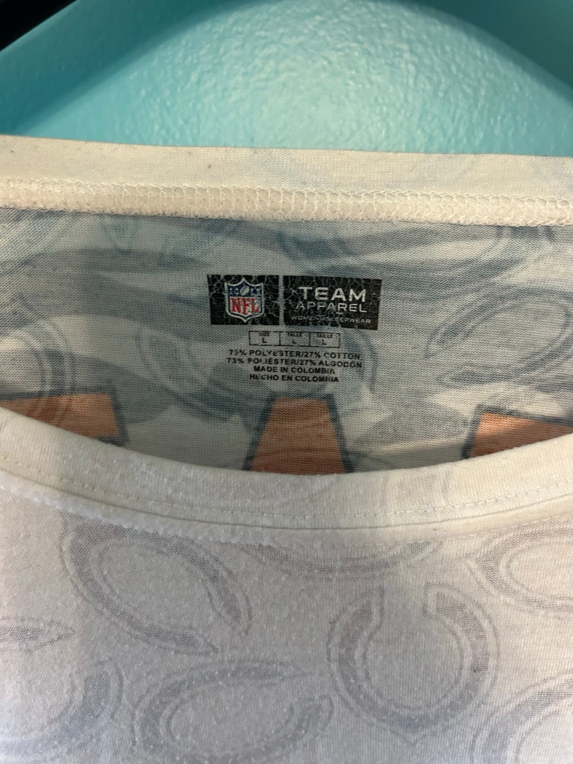 Chicago Bears Apparel Lot: T-Shirt, Jersey, & Tank Top - Size M - Thumbnail 3