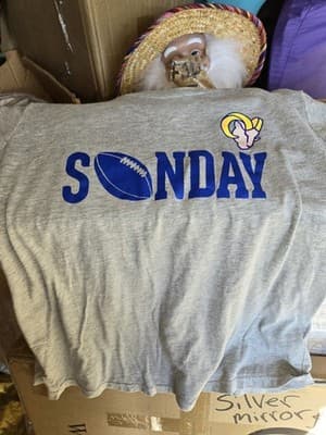 NFL LA Rams Sunday Football Women’s Short Sleeve Heather Gray T-Shirt- Large - Image 1