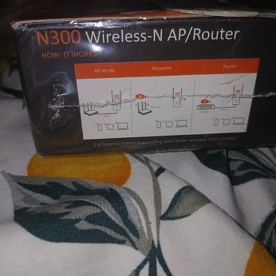 OptiCover WiFi Extender with WPS Internet Signal Booster - Thumbnail 2