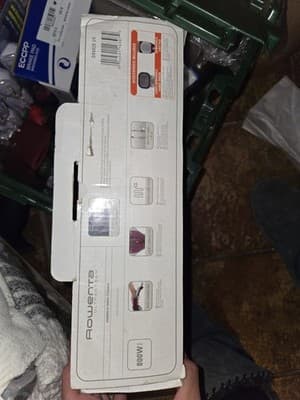 ROWENTA ULTRASTEAM HANDHELD ELECTRIC FABRIC STEAMER w/BRUSH & LINT PAD preowned - Thumbnail 2