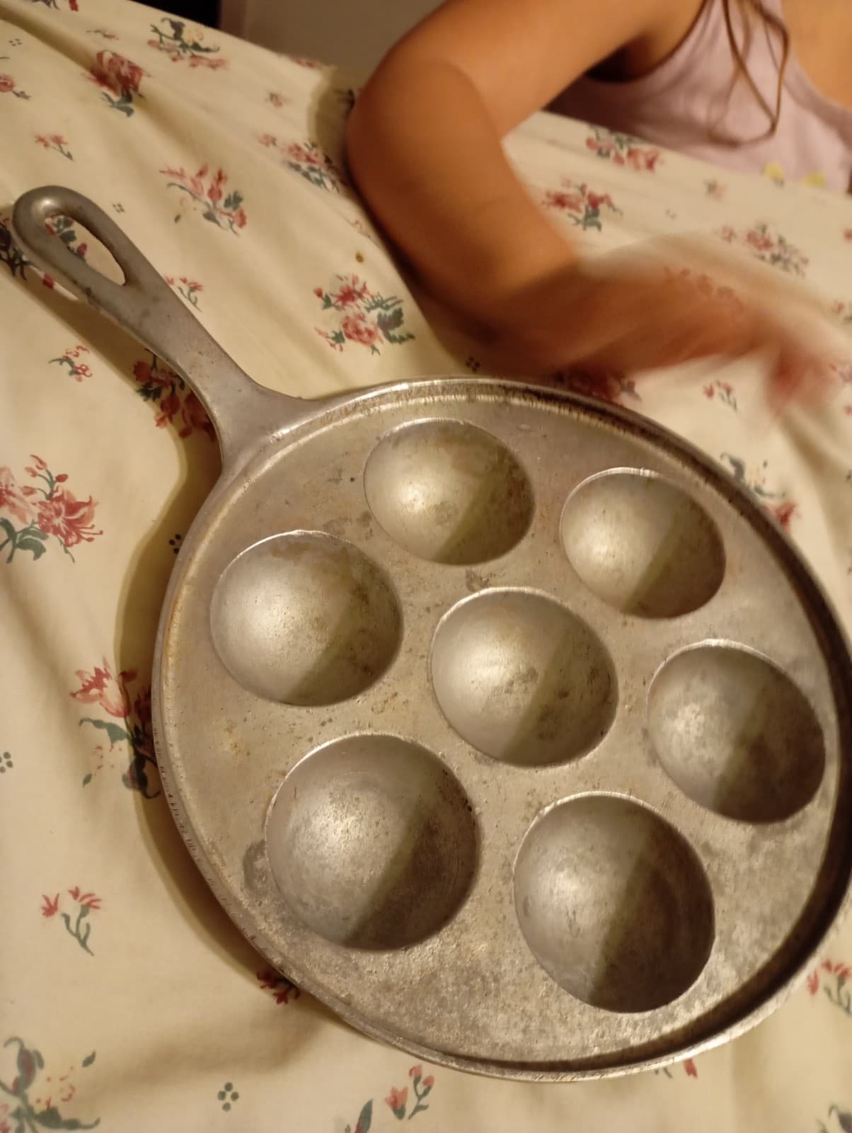 Rare Aluminum Munk Pan Stuffed Pancake Egg Poacher - Image 1