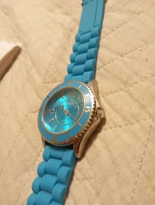 Gossip Women's Blue Buckle Band Analog Watch - Thumbnail 4