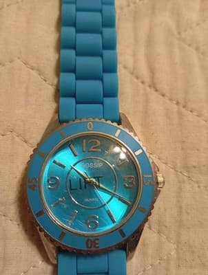 Gossip Women's Blue Buckle Band Analog Watch - Thumbnail 2