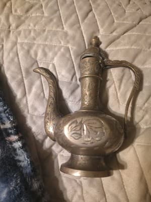 Vintage Solid Brass Indian Made Etched Antique Aftaba Tea Pot Pitcher Genie Lamp - Image 1