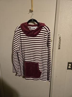 Denim & Co Shirt Women 2X Hoodie Burgundy White Stripe Velvet Casual Loungewear - Image 1
