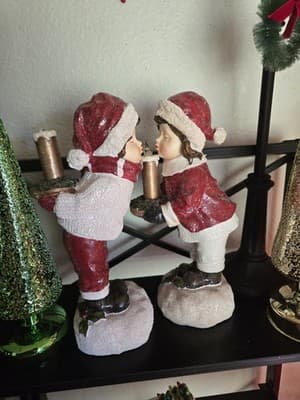 Light up Resin Christmas Children Figures - Thumbnail 2