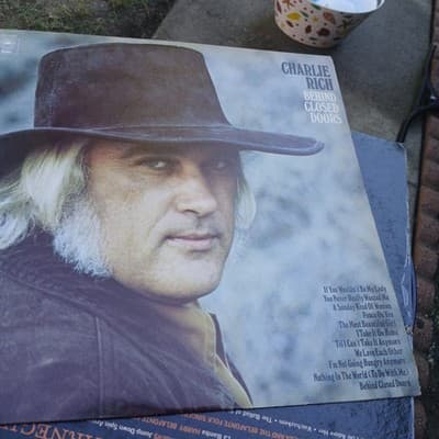 CHARLIE RICH - Behind Closed Doors - Classic Country Album / double lp - Image 1