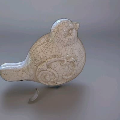 Vintage Set of Two Glazed Crackle Ceramic Ivory Bird Figurines. 5"x7"x4" - Image 1