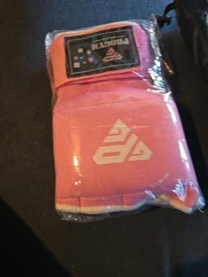 PROGYM GEAR Neoprene Padded Fist Protectors in Bag Size L - Image 1