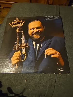 Al He's The King Hirt and His Band Vinyl Record LP, RCA Victor LPM 2354, 1961. - Image 1