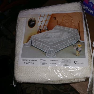 Full Size Crochet Bed Spread - Thumbnail 2