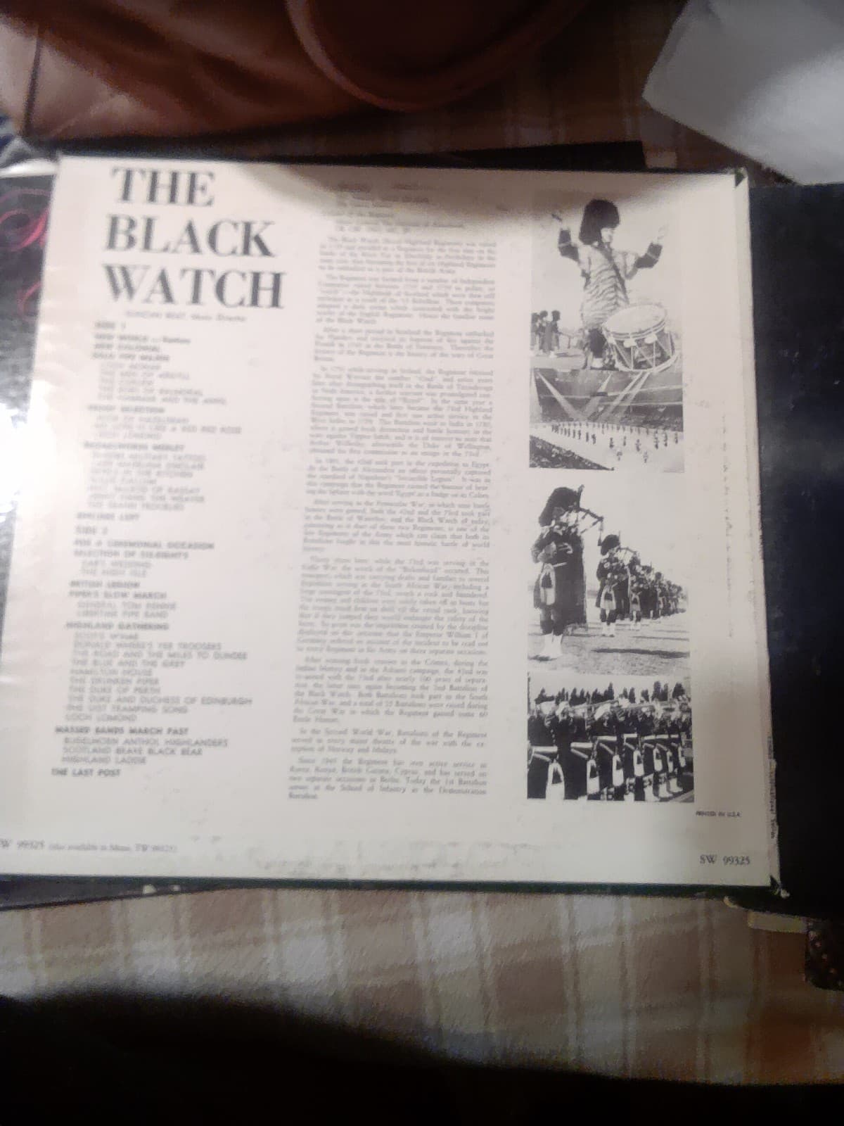 THE REGIMENTAL BAND AND MASSED PIPERS OF THE black watch VINYL LP LONDON INTERN - Thumbnail 2