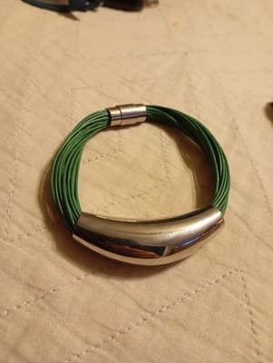 DSMK Signed Stainless Steel Multi Strand Green Bracelet - Thumbnail 2