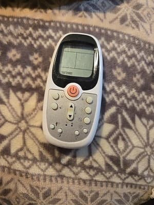 Keystone Air Conditioner Type:R09B/BGCE Remote Control Tested/Works ) - Image 1