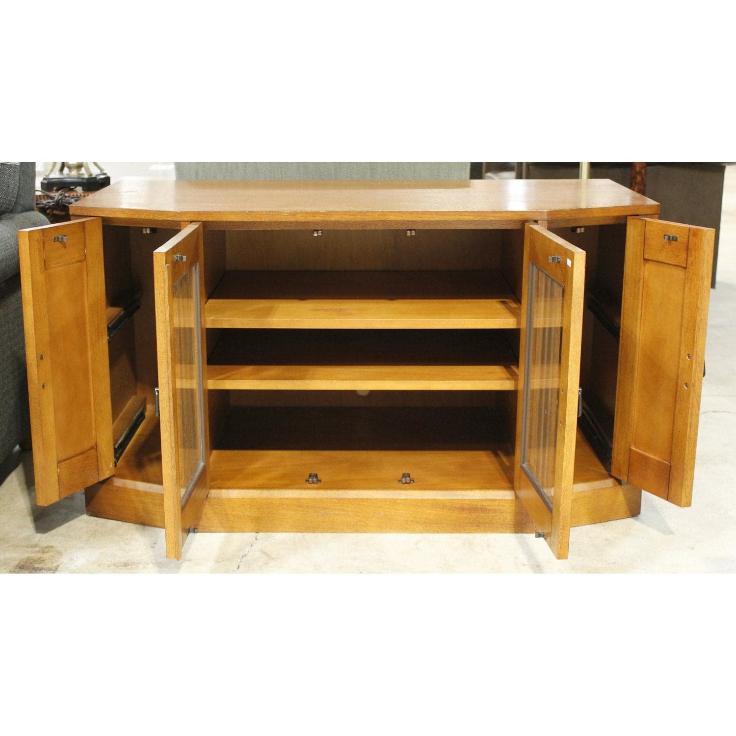 Mission Oak Media Cabinet - Thumbnail 2