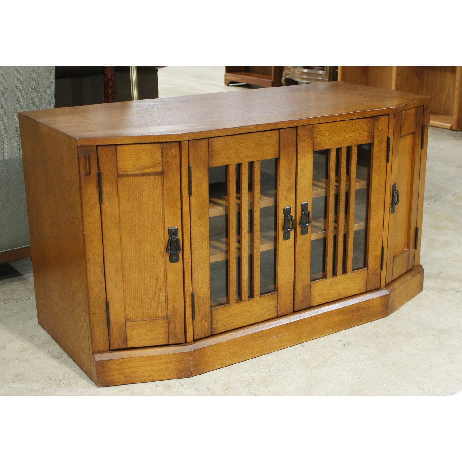 Mission Oak Media Cabinet - Thumbnail 4