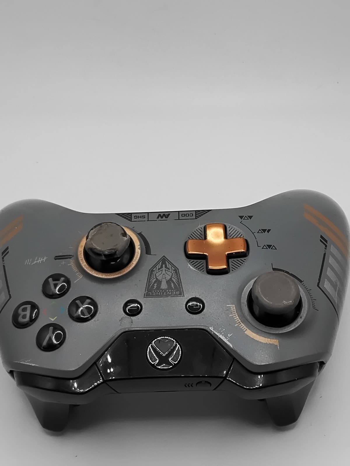 Xbox One Limited Edition Call of Duty: Advanced Warfare Wireless Controller - Thumbnail 4
