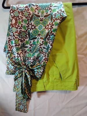 rafaella women's tops 8 & Crown & Ivy M Lime Green Pants sizes 4 - Thumbnail 13