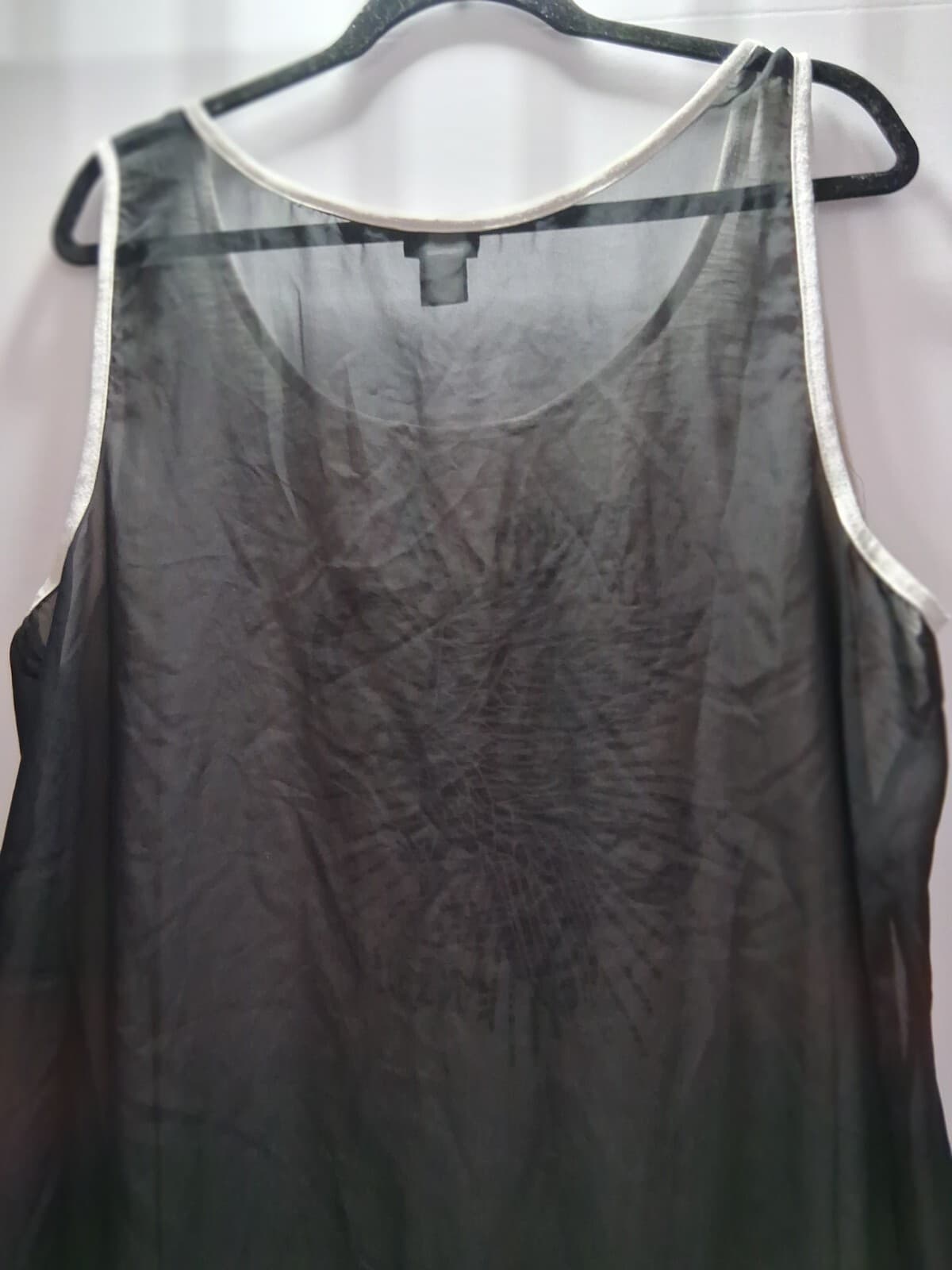 torrid 2 she was like the moon sleeveless top - Thumbnail 2