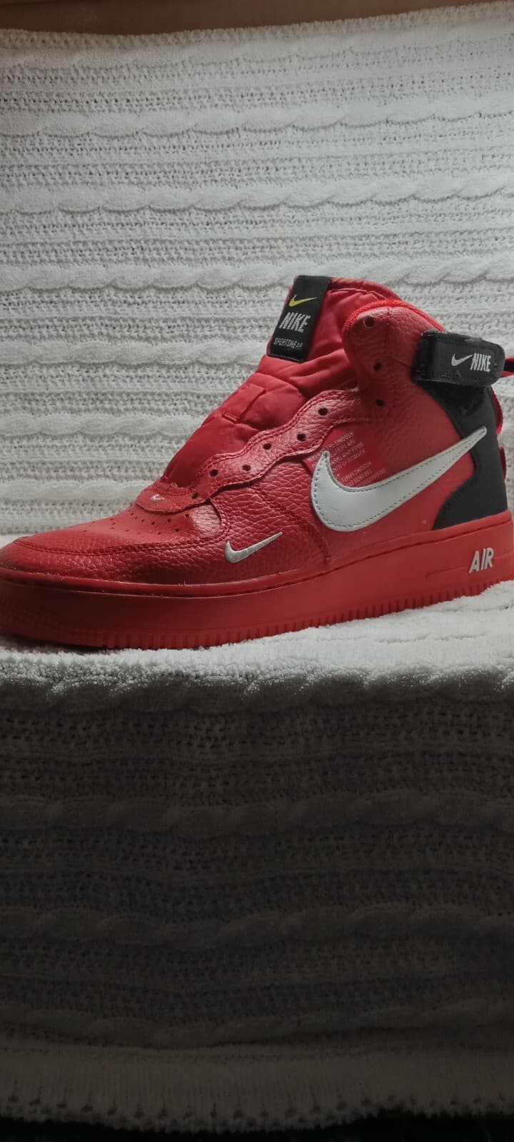 Nike Air Force 1 Mid University Red, leather basketball sneaker - Thumbnail 9