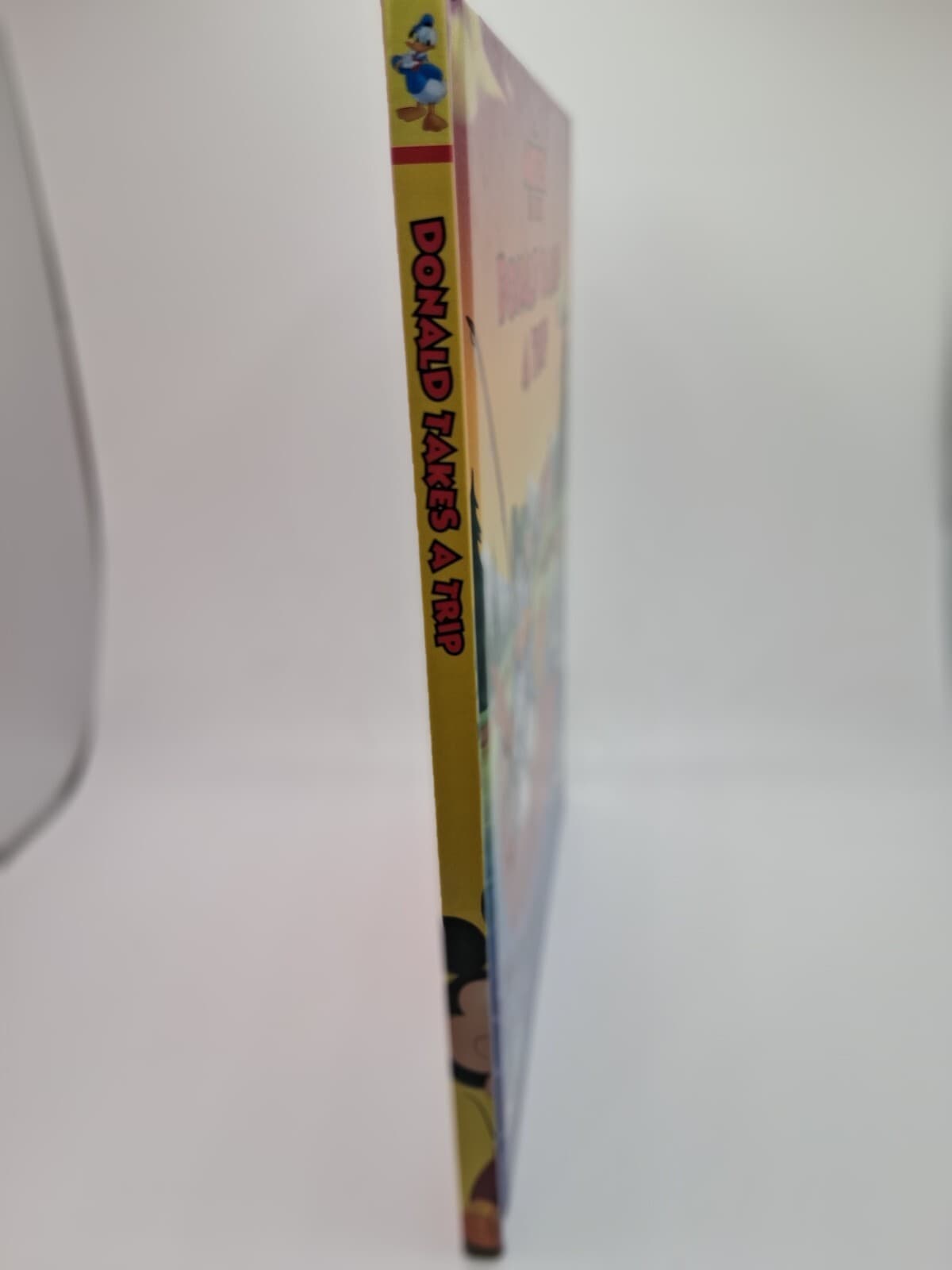 DONALD TAKES A TRIP - hardcover, 1484720822, DISNEY MICKEY FRIENDS, new - Thumbnail 2