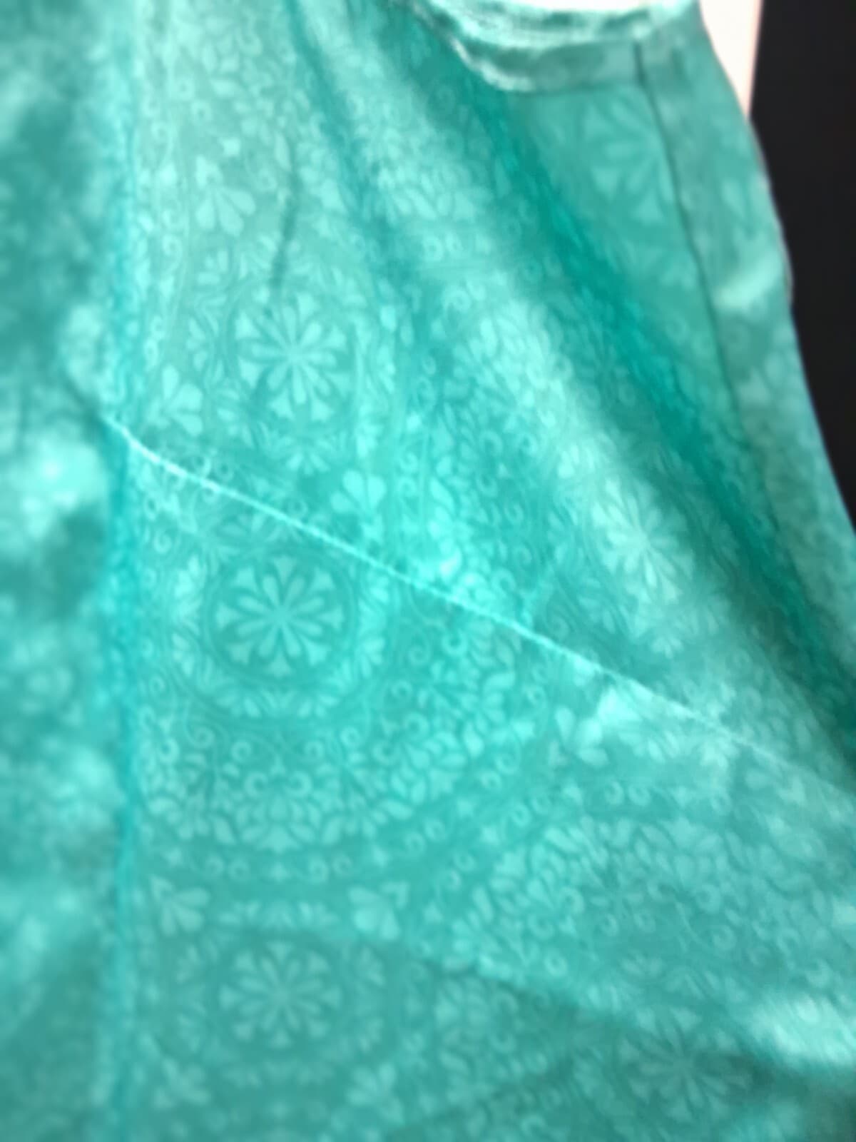 Polyester metallic tank top, Agnes Orinda holographic 2x sleeveless top - Thumbnail 5