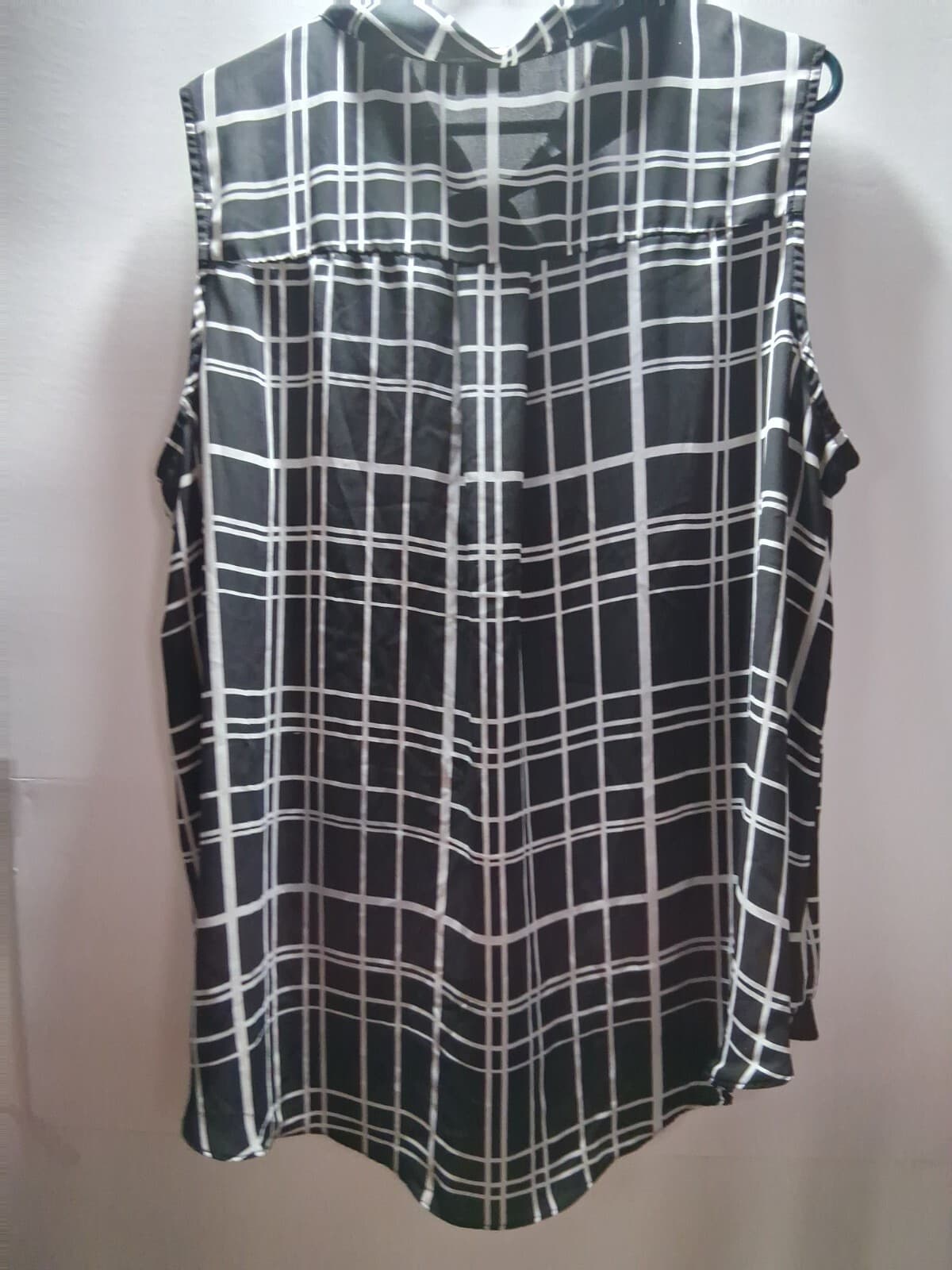 Georgette sleeveless button- up blouse, Torrid black with white windowpane plaid - Thumbnail 16