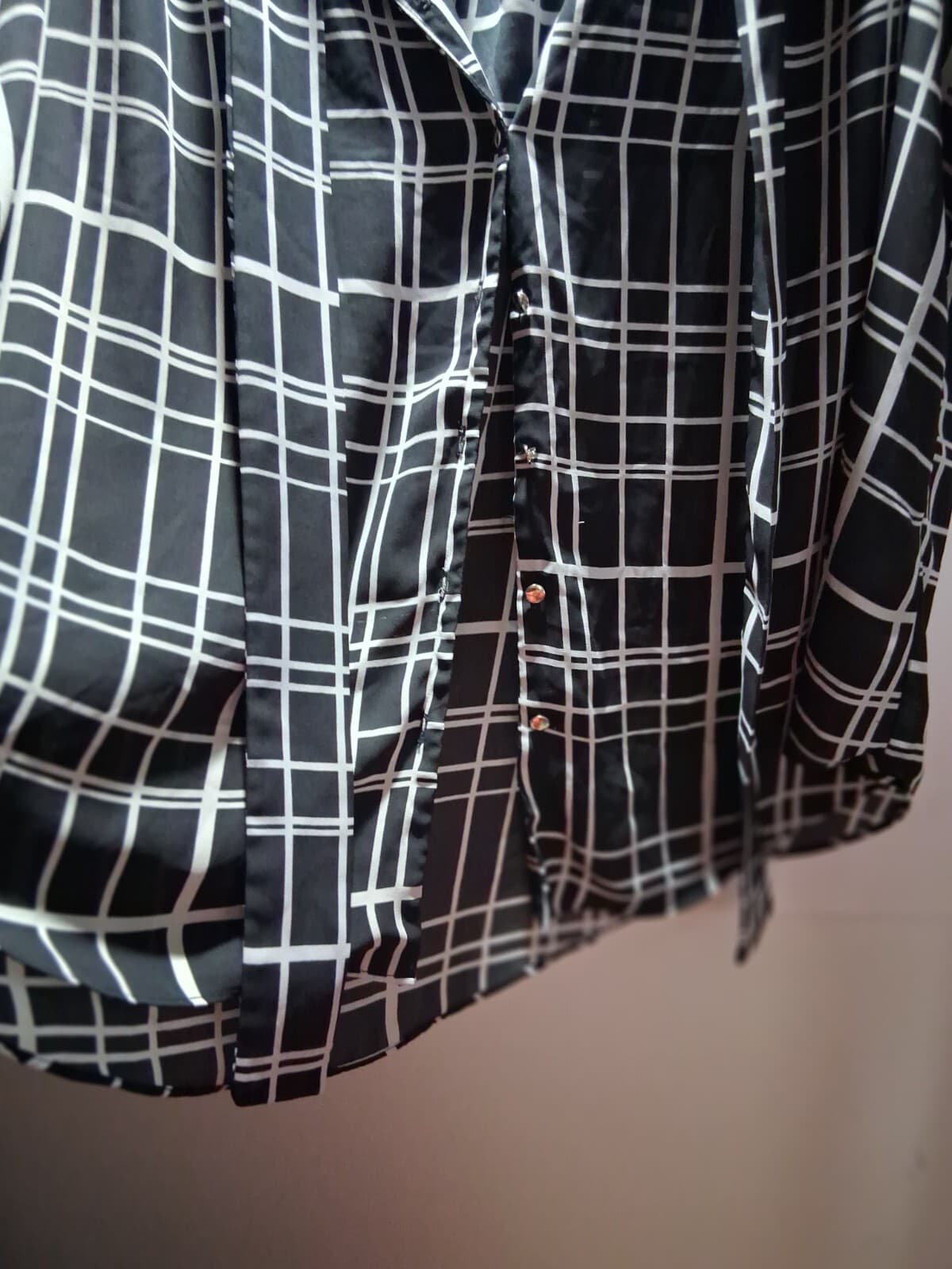 Georgette sleeveless button- up blouse, Torrid black with white windowpane plaid - Thumbnail 9