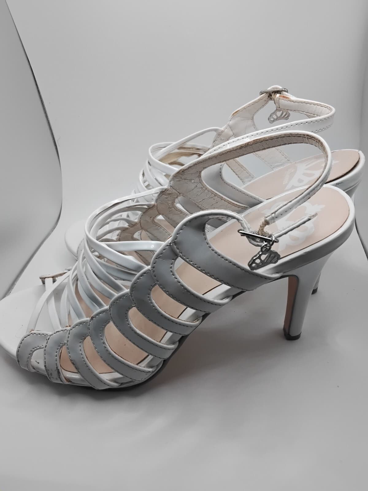 Keather gladiator sandals, metallic elastic straps, lace - up design size 9M - Thumbnail 3