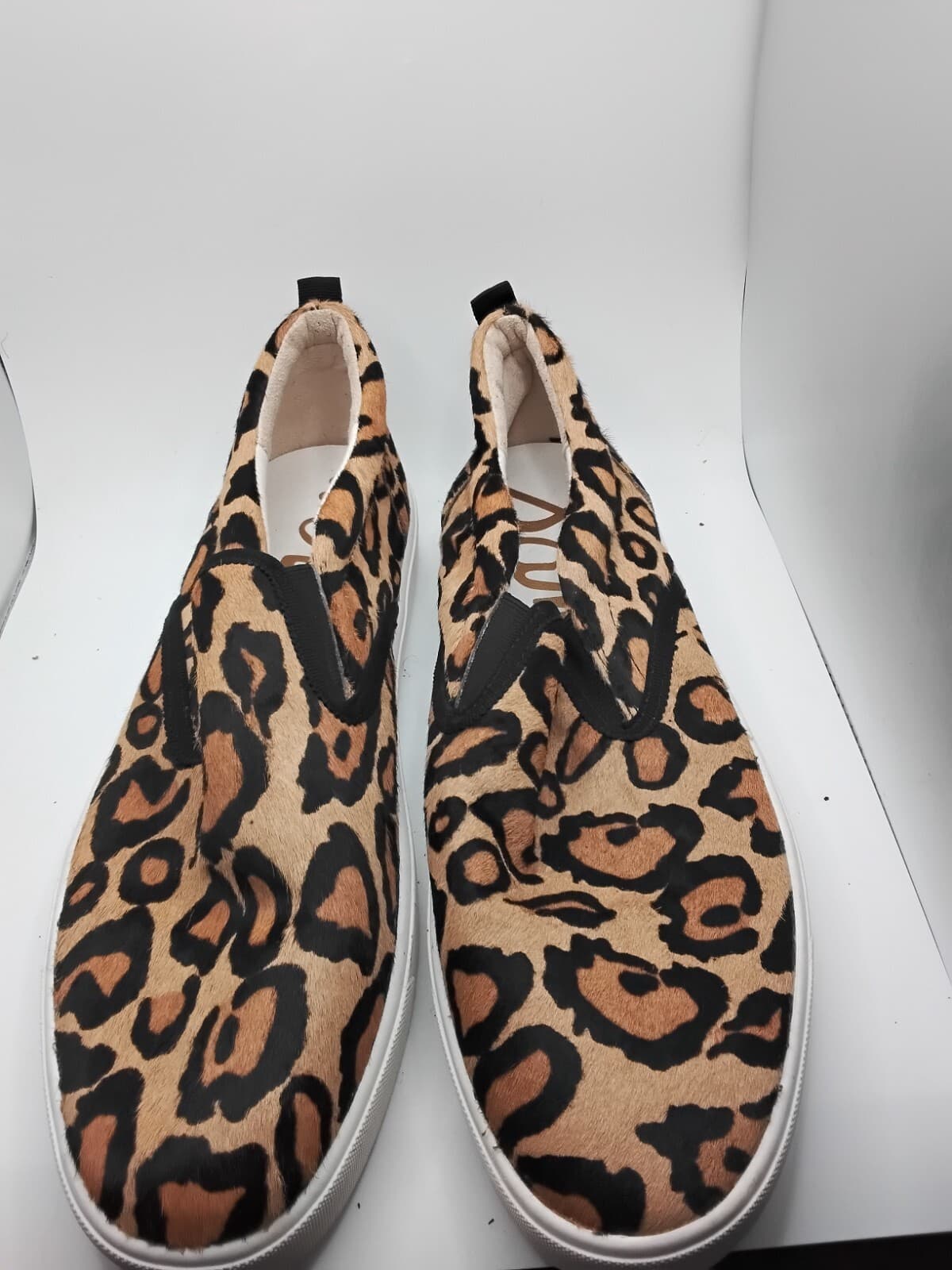 Sam Edelman slip on sneakers, leopard print pattern - Image 1